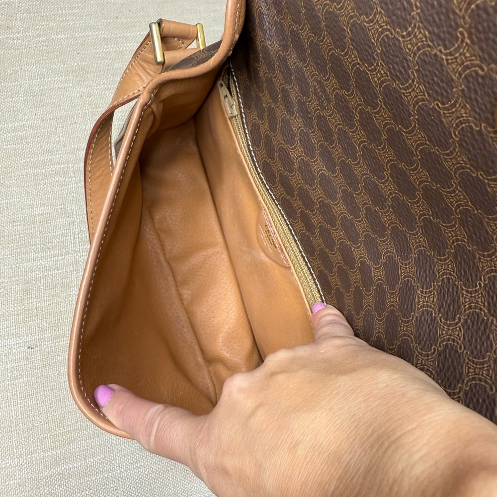 Authentic Celine crossbody bag - Picture 11 of 16